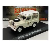 Ace Ventura When Nature Calls 1961 Land Rover 1:43 Scale Greenlight 86562
