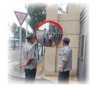 Acrylic Convex Safety Mirror - 75cm Round Traffic Mirror with Hat Visor for Outdoor Warehouse School Apartment Garage Road Safety Floodlight