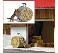 Action set: A dog chasing a cat HO Gauge figures Busch 7920