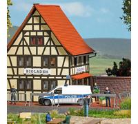 Action set: Securing premises HO/OO Gauge Busch 79871