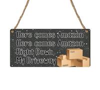 Add a Touch of Humor to Your Festive Decor with the 'Here comes Amazon Parcel' Funny Christmas Handcrafted Holiday Wall Art - Perfect for Amazon Enthusiasts (Small: 19 cm (H) × 9 cm (W))