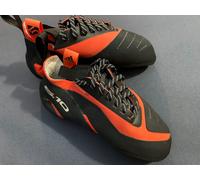 Adidas Five Ten Dragon rock climbing shoes - bouldering - indoor climbing