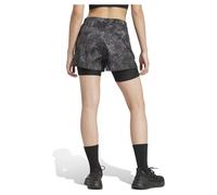 adidas Women's Own The Run Spray Dye 2in1 Short, Grey Four/Black, XS