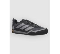 adidas Men's Terrex Skychaser Solo Approach Shoes, core Black/Carbon/Grey Four, 7.5 UK