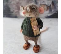 Adorable Needle Felt Mouse, Handmade Winter Christmas Halloween Decoration Mouse, Cute Looking Christmas Tree Felt Ornament(A)