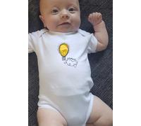 Afewhometruths Newborn Baby Gift - Mummy's Best Invention bodysuit / Baby Grow in White | Size: 3-6 m Afewhometruths White 3-6 m