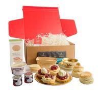 Afternoon Tea Hamper | British Gift Hamper With Sweat & Savoury Treats | Includes Scones, Clotted Cream, Strawberry Jam, Biscuits & Tea Bags | Hampers & Gourmet Gifts