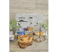 Afternoon Tea & Pasty Hamper Gift Set - Cornish Pasty, 4x Cornish Teabags, 2x Freah Cornish Scones, 2x Cornish Jam 4 x 2 Pack Biscuits Hamper for Women & Men - Ideal Birthday Hampers or Just as a Gift