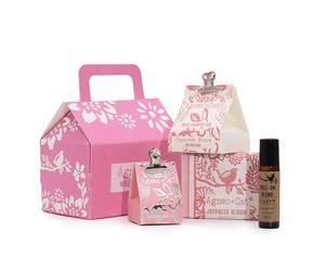Agnes & Cat Gift Sets - Wellness & Home Fragrance - Bloom & Bliss - House-Shaped Floral Gift Box