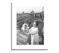 AIMA Sophia Loren Wall Poster 22 x 30 cm - Black and White Cinema Wall Print Vintage Poster Unframed - Room Decor Prints for Kitchen, Bedroom - Free Magnet