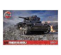 Airfix Model Set - A1378 Panzer III AUSF J Model Building Kit - Plastic Model Tank Kits for Adults & Children 8+, Set Includes Sprues & Decals - 1:35 Scale Model