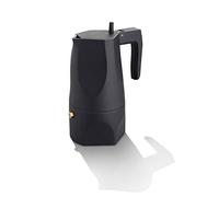 Herdanziehung: der Ossidiana Espressokocher von Alessi. Die meisten vergleichbaren Espressokannen sind Aluminium-farbig, Ossidiana ist hingegen eine echte Black Beauty. Der Entwurf der puristischen Espressokanne stammt vom sizilianischen Architekten Mario Trimarchi. Auch die Ausbeute der Ossidiana Espressokanne kann sich sehen lassen: Sie können sich auf maximal drei Tassen Espresso freuen. Material und Format Die Ossidiana Espressokanne von Alessi ist aus hochwertigem Guss-Aluminium gefertigt. Der Griff und der Knopf bestehen aus thermoplastischem Harz (Kunststoff). Die Füllmenge beträgt 150 Milliliter - beziehungsweise besagte drei Tassen. Ossidiana verfügt über eine Gesamthöhe von 17,5 cm, der Durchmesser beträgt 8,5 cm. Gut zu wissen: da das Hauptmaterial Aluminium ist, ist der Espressokocher somit nicht für Induktionsherde geeignet. Das Perkolations-Prinzip Ein Espressokocher darf in keinem italienischen Haushalt fehlen. Und so funktioniert's: In den unteren Teil der Espressokanne wird das Wasser eingefüllt und auf das darüber liegende Sieb das Kaffeepulver. Durch die heiße Kochplatte wird ein Druck erzeugt und das Wasser schießt nach oben. Wenn Sie das obligatorische Zischgeräusch vernehmen, wissen Sie: der Kaffee ist fertig! Weitere Produkte Bei uns können Sie ganz einfach aus einem klassischen Espresso einen Cappuccino, Caffè latte oder einen Latte macciato machen. Sie finden in unserem Onlineshop nämlich das passende Zubehör: vom Milchkännchen bis zur Zuckerschale. Und falls Sie lieber Tee trinken: Alessi - und wir - haben auch für Teekenner die richtigen Kannen parat.