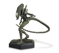 Alien - Alien vs. Predator Video Game Figurine Set - Alien & Predator Figurine Collection by Eaglemoss Collections