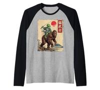 Alien Samurai on Bigfoot Japanese Anime Ukiyo-e Art Graphic Raglan Baseball Tee