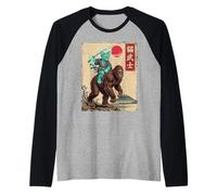 Alien Samurai on Bigfoot Japanese Anime Ukiyo-e Art Graphic Raglan Baseball Tee