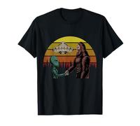 Alien with UFO gives Bigfoot the hand in the sunset T-Shirt