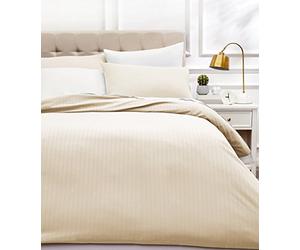 Amazon Basics Bedding 3-Piece Microfibre Double Duvet Set, Fade Resistant, Duvet Cover 200 x 200 cm & 2 Pillowcases 50 x 80 cm, Beige