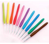 Amour Crochet Hook Clover assorted sizes from 0.6mm - 6mm