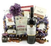 Amythyst Red Wine Chocolate Hamper Gift Set - Award-Winning Wine - Mother's Day Hamper Gift for Women, Anniversary, Birthdays, Hampers for Couples