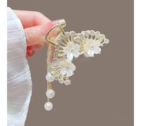 and Functional Pearl Hair Clips with Stylish Twisted Design Elements (12)