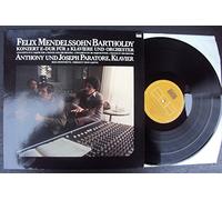 Anthony und Joseph Paratore, Uros Lajovic - Konzert für 2 Klaviere und Orchester E Dur und Mendelssohn / Ignaz Moscheles Preziosa Variationen für 2 Klaiver und Orchester über ein Thema aus dem Schausielmusik von Weber. Anthony und Joseph Paratore, Uros Lajovic. Musica Mundi Stereo