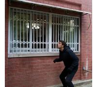 Anti Burglar Folding Security Window Bars, Telescoping Window Grille with Lock & Key, Heavy Duty Window Security Fences Burglar for Home(W80xH120cm/32x48in)