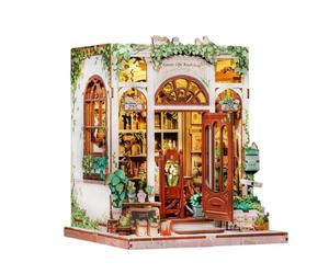 Antiquarian Bookstore Under the Green Ivy Model Toy High Quality