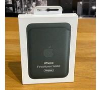 Apple - Wallet for mobile phone / credit card - MagSafe compatibility - microtwill, FineWoven - evergreen - for iPhone 1