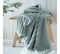 Appletree - Mint Green Faux Fur Throw (180 x 130cm) - Soft Sofa Throw - Green Faux Fur Blanket - Fur Blanket in Green - Fake Rabbit Fur Imitation - Green Fake Fur Throw - Matching Cushion Available