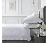 Appletree Scallop White Duvet Cover Set - Double Bedding Size (200 x 200cm) - 100% Cotton - 200 Thread Count - 2 Pillowcases - Frilly Ruffle Design - Soft White Bedding for Stylish Bedrooms