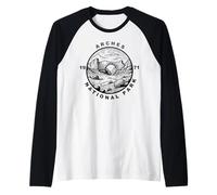 Arches National Park, 1971, Utah Landmark Souvenir Landscape Raglan Baseball Tee