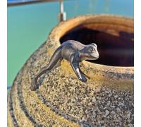 Ascalon Edge Hanging Frog Cast Iron Animal Garden Ornament