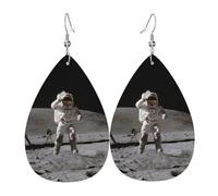 Astronaut On The Moon Holiday Earrings For Women, Festive Star Drop Earrings, Chic Dangle Jewelry For Celebrations