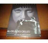Au-dela des grilles