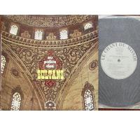 AU PALAIS DES SULTANS / Musique turque classique / Orchestre et chaeurs du Conservatoire d`Istanbul, dir. Münir Nurettin Selcuk / ca. 1960 ??? / Bildhülle mit ORIGINAL 4seitiger illustrierter Text-Beilage und ORIGINAL Pergamin-Innenhülle / Commentaires du Docteur Jean-Claude CHABRIER / LE CHANT DU MONDE # LDZ-S-4285 / Französische Pressung / 10" Vinyl Langspiel Schallplatte
