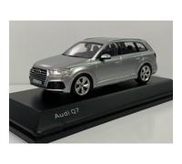 Audi Q7 Foil Silver 1:43 Scale Spark Dealer Edition 5011407613