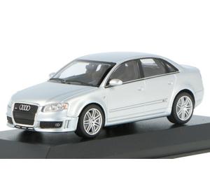 AUDI RS 4 - 2004 - silver - Maxichamps 1:43