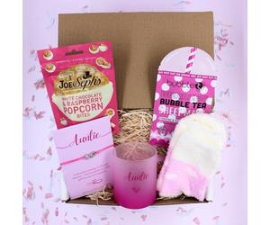 Auntie Pink Infinity Heart Treat Box - Cosy Sweet Treats