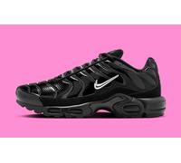 Authentic Nike Air Max Plus ® ( Men Sizes: UK 7 - 10.5 ) Black / Metallic Silver
