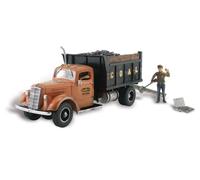 Autoscene Lumpy's Coal Company Truck w/Figures (US IMPORT)