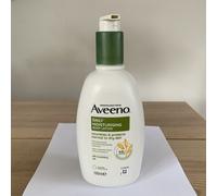 Aveeno Daily Moisturising Body Lotion, With Soothing Oats & Rich Emollients, Suitable For Sensitive Skin, Nourishes and Protects Normal to Dry Skin, Fragrance Free, 500ml