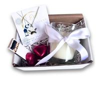 Aye Do Gifts Women's Eid Mubarak Moon Candle & Necklace Hamper | Ramadan Gifts in White Aye Do Gifts White