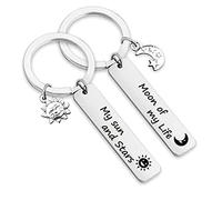 Ayoiow Couple Keychains Engraved, Long Plate Engraved Moon of My Life My Sun and Stars with Pendant Mond Sonn Engraved