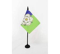 AZ FLAG - East Riding of Yorkshire county Table Flag 4'' x 6'' - East Riding of Yorkshire county Office Mini Banner 100% Polyester 15 x 10 cm - Mini Desk Flag with 10'' Pole and Black Plastic Base