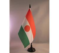 AZ FLAG Niger Table Flag 5'' x 8'' - Nigerian Office Decoration 100% Polyester 21 x 14 cm - Mini Desk Flag with Pole and Black Plastic Base