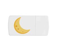Azeeda 'Crescent Moon' Pill Box with Tablet Splitter (PI00040564)