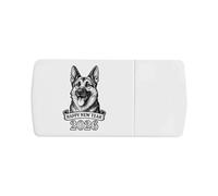 Azeeda 'Happy New Year 2026 German Shepherd' Pill Box with Tablet Splitter (PI00038978)