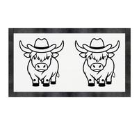 Azeeda 'Highland Cow Wearing Cowboy Hat' Pet Feeding Mat (PM00036182)