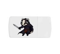 Azeeda 'Rogue Badger' Pill Box with Tablet Splitter (PI00043940)