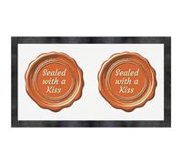 Azeeda 'Sealed With A Kiss' Pet Feeding Mat (PM00032168)